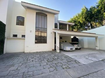 Casa de 5 habitaciones, Zapopan · Casa en Venta, Coto San Marcos, Valle Real