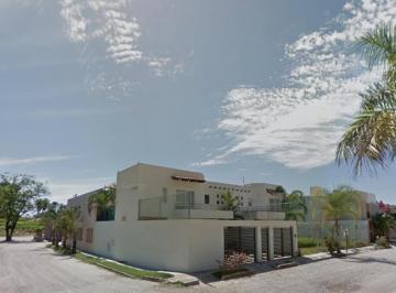 Casa de 4 habitaciones, Puerto Vallarta · ¡Oportunidad de Excelente Plusvalía en Fracc. Los Delfines, Puerto Vallarta!