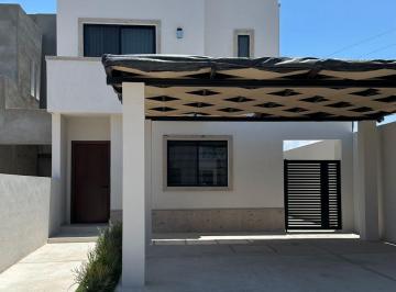 Casa en Venta de 3 habitaciones Centenario · Sea Side Villas