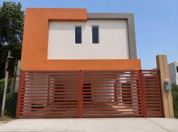 Casa · 140m² · 3 Recámaras · 2 Estacionamientos · Casa en Venta Colonia 16 de Septiembre Cd Madero