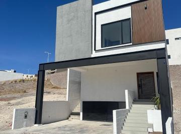 Casa de 3 habitaciones, Chihuahua · Residencia en Venta en Altozano Chihuahua