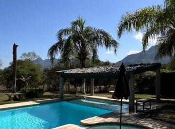 Quinta de 3 habitaciones, Santiago · Venta de Quinta