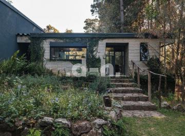 f71ec3b2204d36092303cd1b6bbad2a74b619a566fed25b9a720af37ccfe5fc8 · Casa en Venta en San Simon, Valle de Bravo