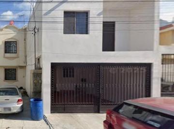 Casa de 3 habitaciones, Santa Catarina · Venta de Casa en Camelia, Jardines de Santa Catarina, Jardines de Sta Catarina, 66362 Cdad. Sant