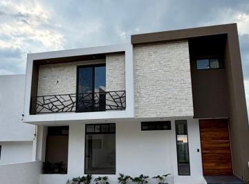 Casa de 4 habitaciones, Corregidora · Casa, en Venta, en El Condado Corregidora