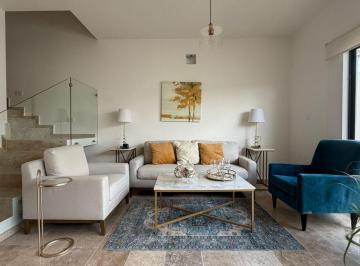 Casa de 3 habitaciones, Benito Juárez · Casa en Venta Residencial Arbolada