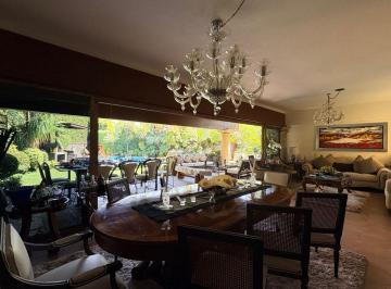 Casa de 4 habitaciones, Jiutepec · Casa en Venta en Residencial Sumiya