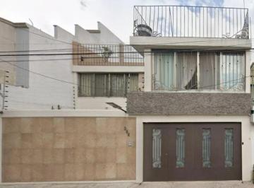Casa de 5 habitaciones, Coyoacán · ¡Venta de Excelente Casa! Coyoacan, Campestre Churubusco Cdmx