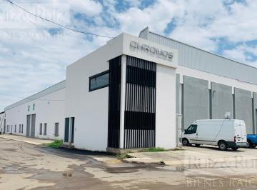 Bodega comercial · 500m² · Bodega Industrial en Sol Ote. Residencial Punta del Este.