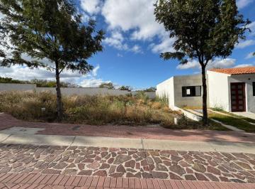 Terreno / Lote , El Marqués · Terreno en Venta en Ciudad Maderas Montaña