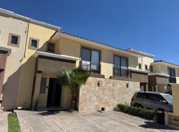 Casa en condominio de 3 habitaciones, Aguascalientes · Cz - Casa Amueblada en Privanza de Gratamira
