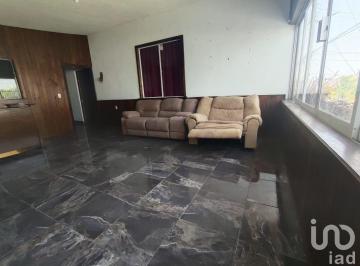 Casa · 320m² · 5 Recámaras · Casa en Renta de 5 Recámaras en Ramos Arizpe