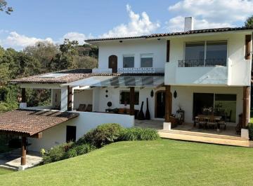 Casa de 4 habitaciones, Valle de Bravo · Casa en Condominio en Venta Avandaro