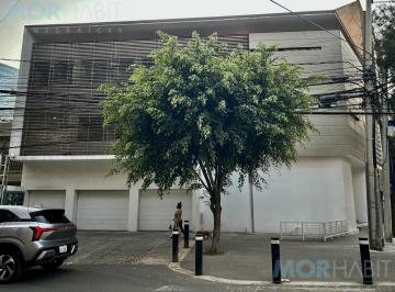 Edificio · 946m² · 7 Estacionamientos · Edificio Comercial en Crédito Constructor (Florida)
