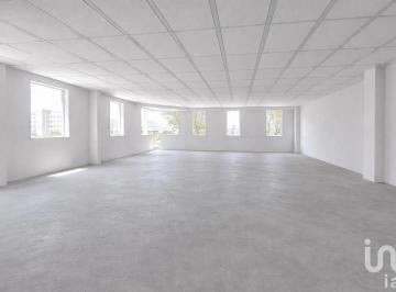 Local comercial · 210m² · Local en Renta en Cuarto Piso