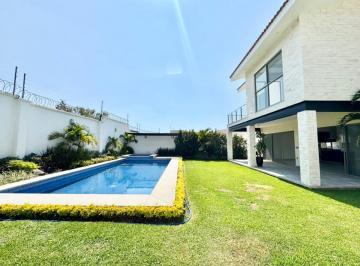 Casa en condominio de 4 habitaciones, Emiliano Zapata · Excelente Casa Nueva en Venta Paraiso Country Club con Alberca Jardin 4 Recamaras