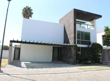 Casa · 271m² · 3 Recámaras · 2 Estacionamientos · Casa en Venta Parque La Isla2, Lomas de Angelópolis Cholula, Puebla Mexico.