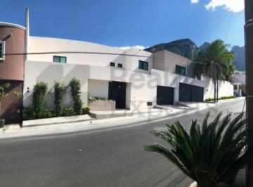 636584 · Casas en Venta en Cumbres 4to. Sector