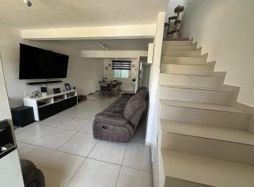 e5e1db7de3f364923f95295ad12589ee9ca6b528a42a58dbd55859a2d68d00a8 · Casa en Venta en Fraccionamiento Colonial del Lago en Nicolas Romero