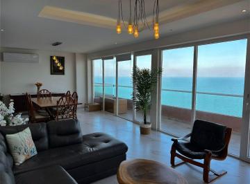 Departamento de 3 habitaciones, Boca del Río · Departamento en Venta Penthouse Frente Al Mar en Boca del Río, Ver.