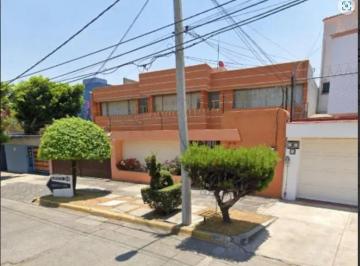 Casa de 5 habitaciones, Naucalpan de Juárez · Super Oportunidad y Buen Precio Para Comprar Tu Patrimonio