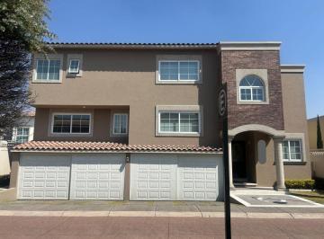 Casa en condominio de 4 habitaciones, Metepec · Renta Residencia de Lujo Amueblada, Portofino Metepec, Edomex