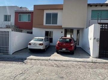 b5b0717b7a36f9222a0af8d1ae96360b81569763bf10694b6ad36967ba7ebdf6 · Venta Casa Nueva en El Marquez