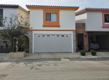 Casa · 190m² · 3 Recámaras · 2 Estacionamientos · Ecl Venta Casa Privadas de Anahuac Escobedo