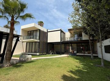 7c108689798c8a568ac40baf596298290dc1b96ae3a5e72c5777568816dad544 · Casa en Venta en Juriquilla. 12