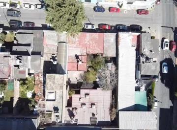 Casa uso de suelo de 3 habitaciones, Toluca · Casa en Venta con Locales Comerciales en El Centro de Toluca