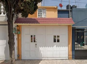 Casa en Venta de 2 habitaciones  · Casa en Venta en Cuautitlán Izcalli