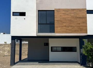 Casa de 3 habitaciones, Centro · Casa en Venta en Real de Palmas Modelo Milano