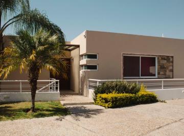 Casa de 5 habitaciones, Querétaro · Casa en Venta Privada Arboledas – Zona Álamos Querétaro