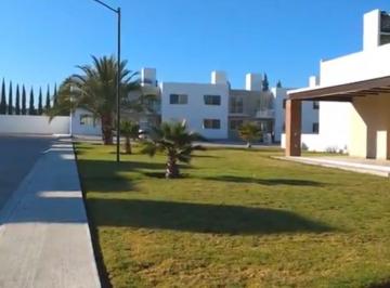 Casa · 162m² · 4 Recámaras · 3 Estacionamientos · Casa en Venta en San Juan El Rio Queretaro