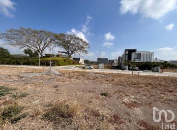 Terreno / Lote · 194m² · Venta de Terreno Residencial en La Herradura