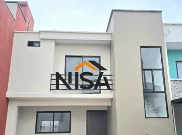 Casa de 3 habitaciones, Fortín · Casa en Venta Resd. Privado Amplios Espacios