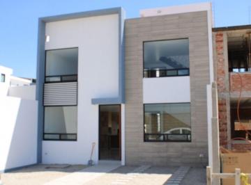 Casa en condominio de 3 habitaciones, Puebla · Preciosa Casa de 3 Recámaras en Frac. Punta del Sol en Periférico Ecológico y Camino Al Batán