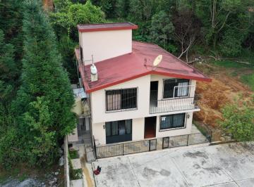 Casa · 150m² · 5 Recámaras · Casa en Venta en Col. Unidad Deportiva, Xicotepec