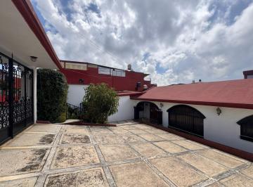 Casa · 350m² · 4 Recámaras · 6 Estacionamientos · Casa en Venta en Huauchinango Centro