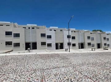 Casa · 93m² · 3 Recámaras · 1 Estacionamiento · Casa en Fraccionamiento Colinas del Santuario