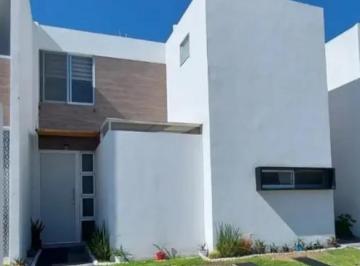Casa · 137m² · 3 Recámaras · 2 Estacionamientos · Casa en Fraccionamiento La Vida
