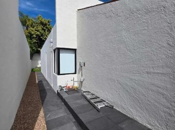 Casa · 230m² · 3 Recámaras · 3 Estacionamientos · Casa en Juriquilla