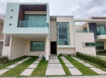 Casa Venta 164m² de 3 habitaciones · Fabulosa Residencia en Privada con Alberca Al Sur de Pachuca. 164 m² Terreno. 2 Niveles. 3 Rec. Nueva