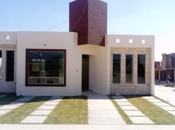 Casa de 3 habitaciones, Pachuca · Fabulosa Casa de 1 Nivel con 172 m² Terreno. en Privada con Alberca Al Sur de Pachuca 3rec Plusvalia