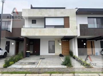 Casa · 3 Recámaras · 2 Estacionamientos · Parque Altaria Lomas de Angelopolis