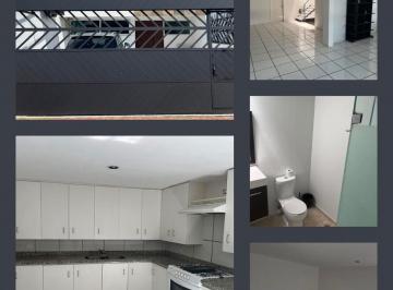 Casa · 195m² · 3 Recámaras · 2 Estacionamientos · Venta Casa a Una Calle de Calzada Zavaleta y 25 Pte
