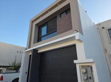 Casa · 107m² · 3 Recámaras · 2 Estacionamientos · Venta de Casa - (4)