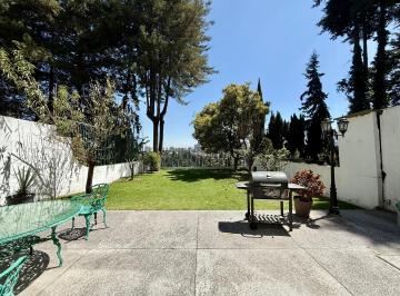 Casa de 4 habitaciones, Huixquilucan · Casa en Venta en Parques de La Herradura, Huixquilucan. Conjunto Cerrado con Vigilancia.