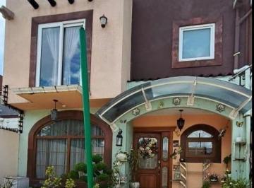 Casa · 150m² · 3 Recámaras · 2 Estacionamientos · Casa en Venta en Toluca Zona Parque Industrial Toluca 2000