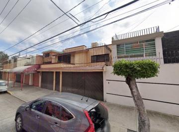 Casa de 3 habitaciones, Venustiano Carranza · Excelente Casa en Venta Nicolás León, Jardín Balbuena, Recuperación Bancaria